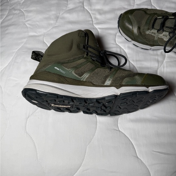 🔥 Under Armour Men’s Charged Core Mid Boots Gore-Tex — Size 9 — OD Green 🔥 - Picture 13 of 17